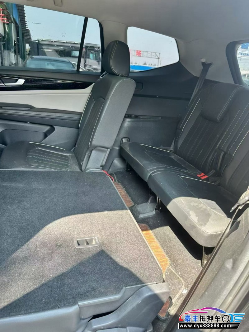 22年大众途昂轿车抵押车出售