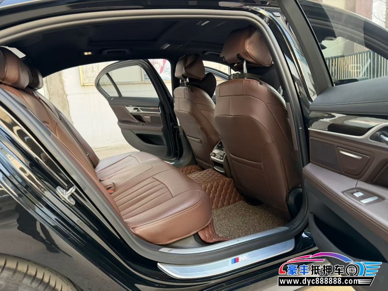 18年宝马7系轿车抵押车出售