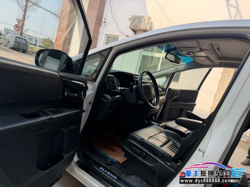 17年本田艾力绅轿车抵押车出售