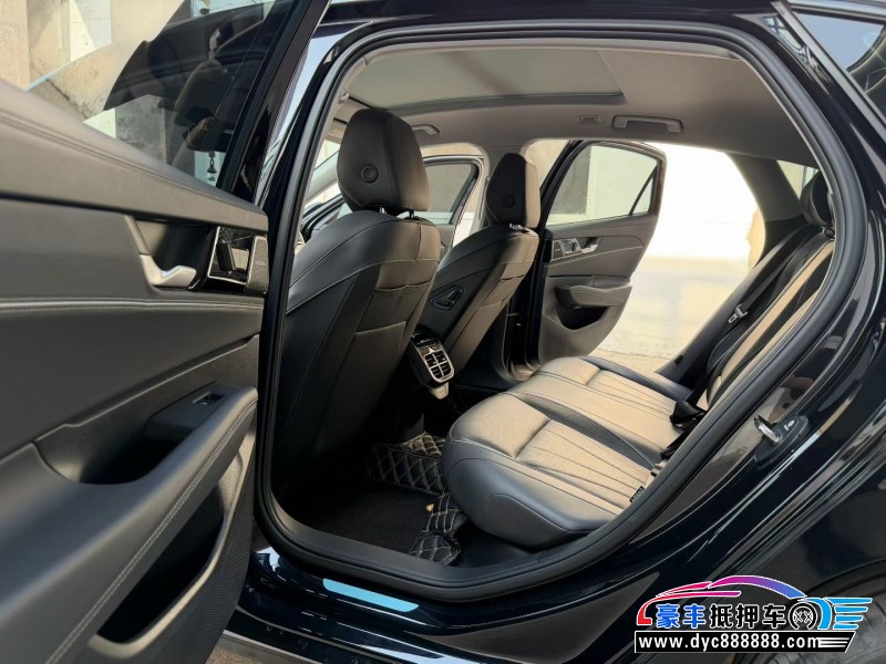 25年大众帕萨特轿车抵押车出售