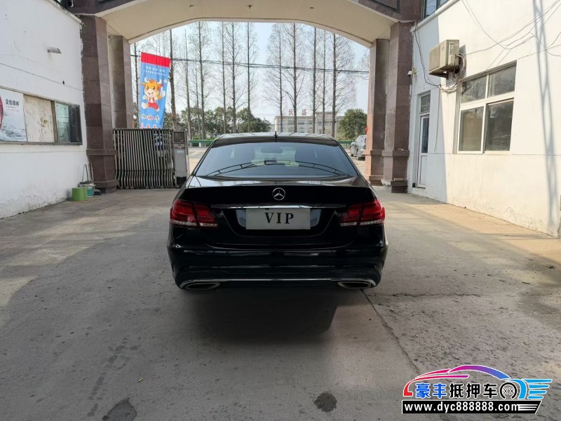 15年奔驰E轿车抵押车出售