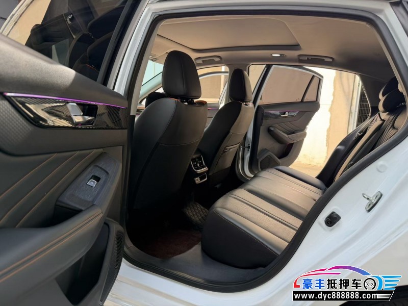 22年东风风神奕炫轿车抵押车出售