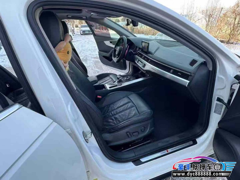 18年奥迪A4L轿车抵押车出售