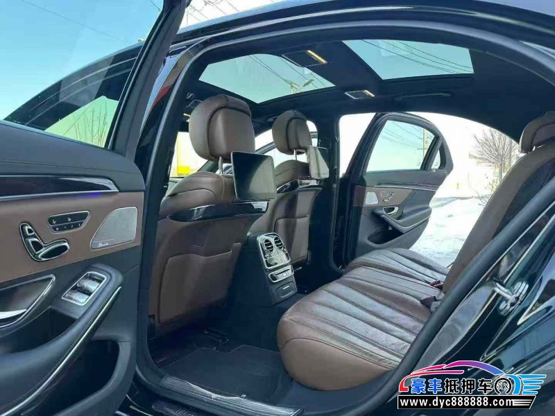 19年奔驰S轿车抵押车出售