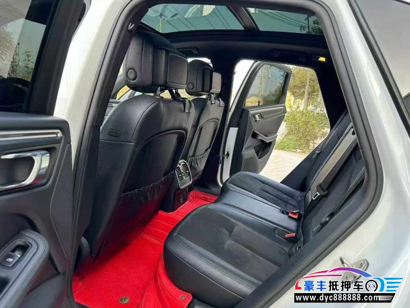 17年保时捷Macan迈凯轿车抵押车出售