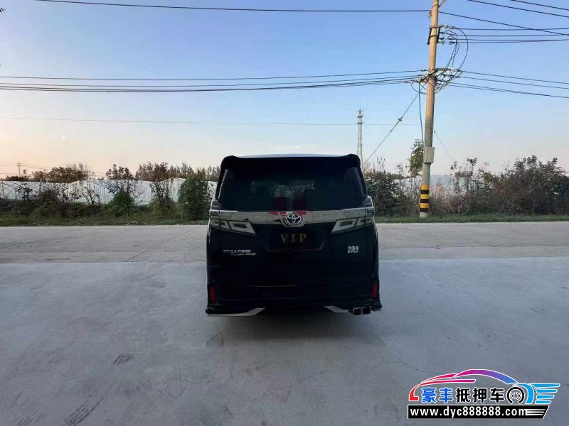 20年丰田威尔法轿车抵押车出售