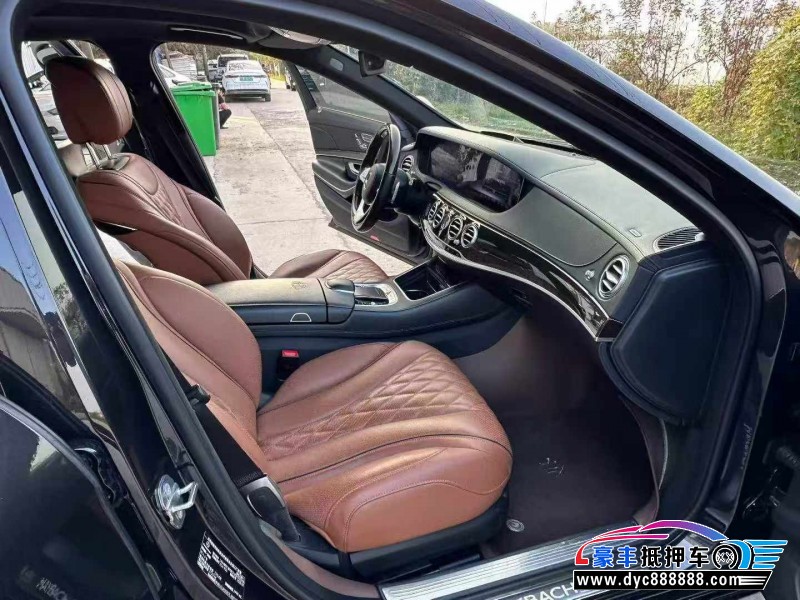 20年奔驰迈巴赫S级轿车抵押车出售