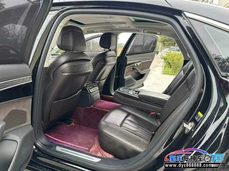 20年奥迪A8L轿车抵押车出售