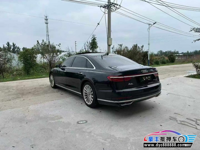 20年奥迪A8L轿车抵押车出售