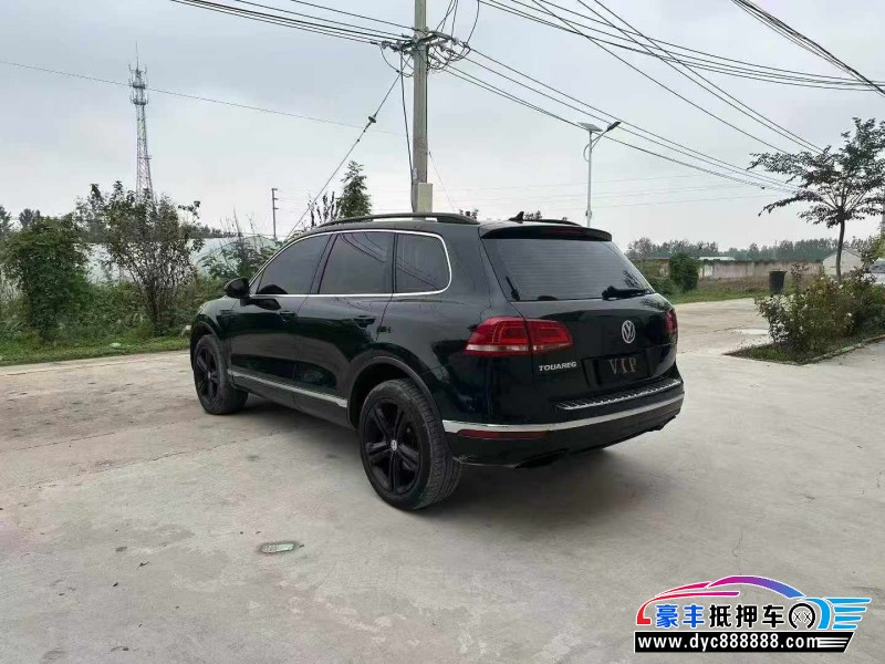 18年大众途锐轿车抵押车出售