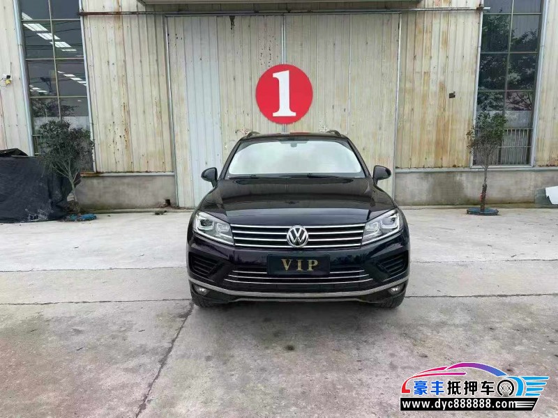 18年大众途锐轿车抵押车出售