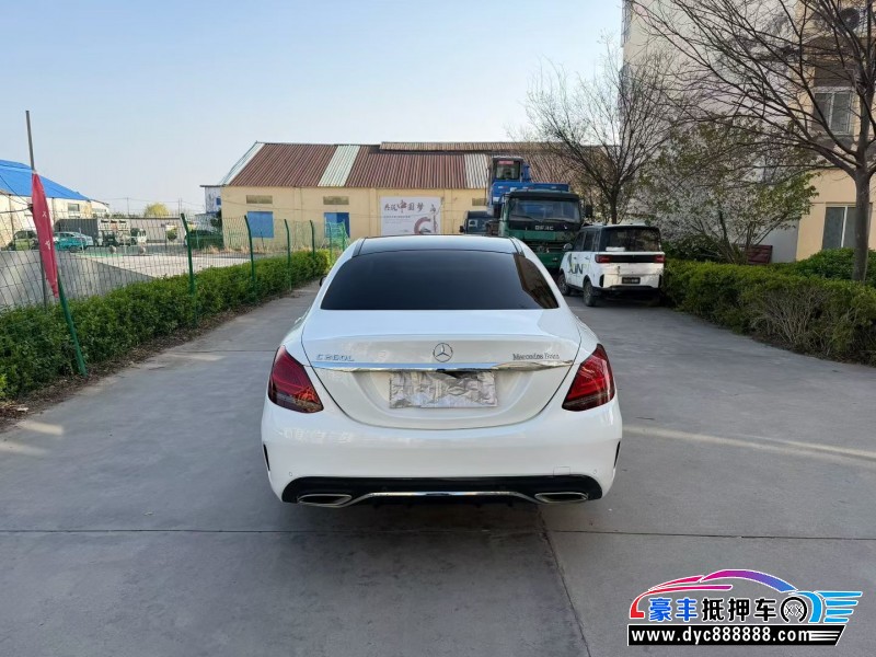 20年奔驰C轿车抵押车出售