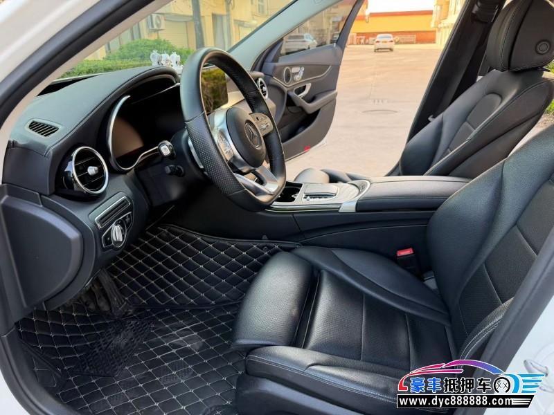 20年奔驰C轿车抵押车出售