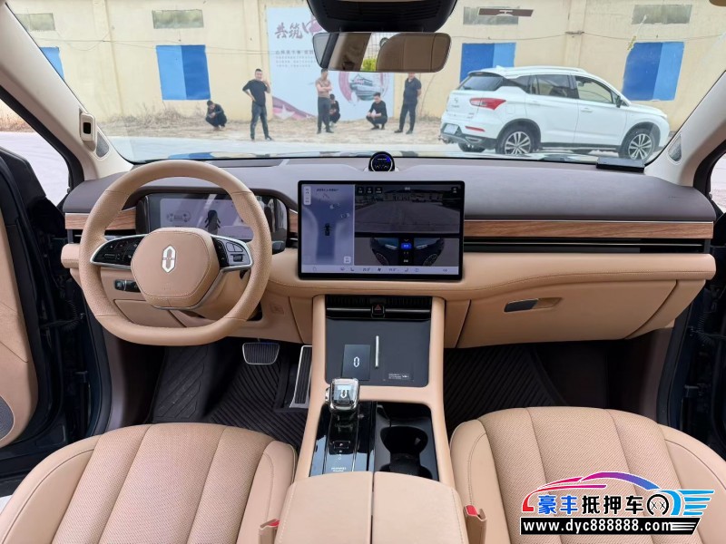 24年华为问界轿车抵押车出售