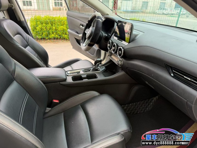 22年日产轩逸轿车抵押车出售