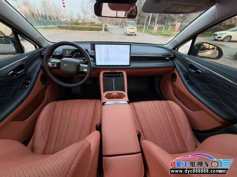 24年埃安RT轿车抵押车出售