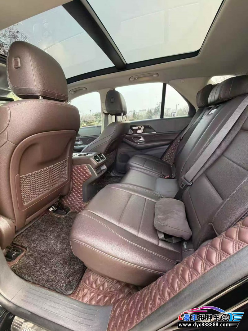 20年奔驰GLE轿车抵押车出售