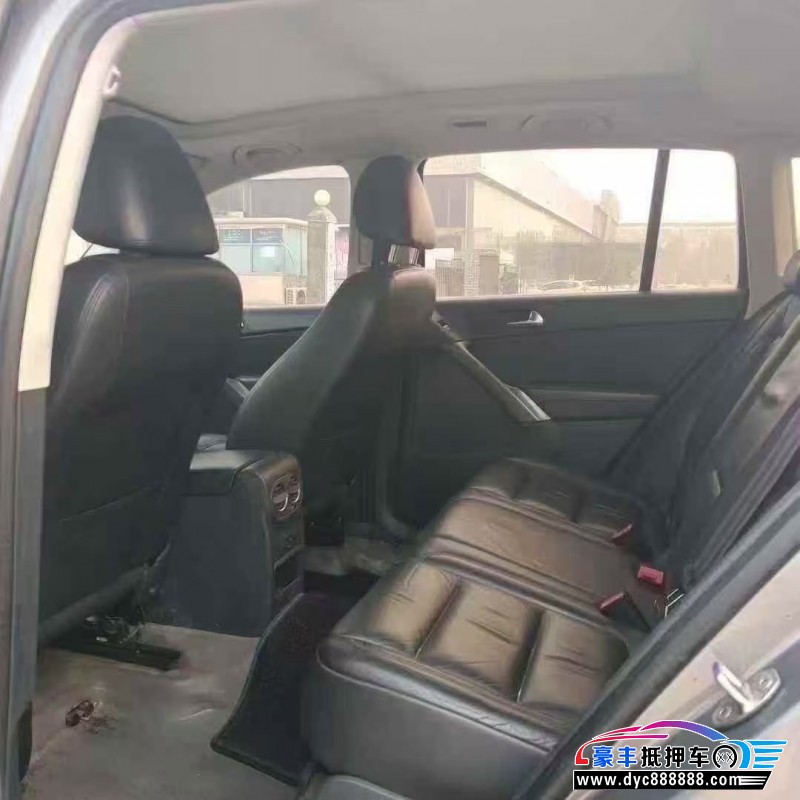 11年大众途观轿车抵押车出售