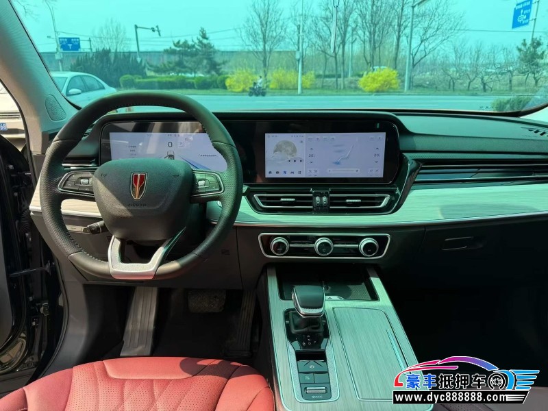 25年红旗HS5轿车抵押车出售