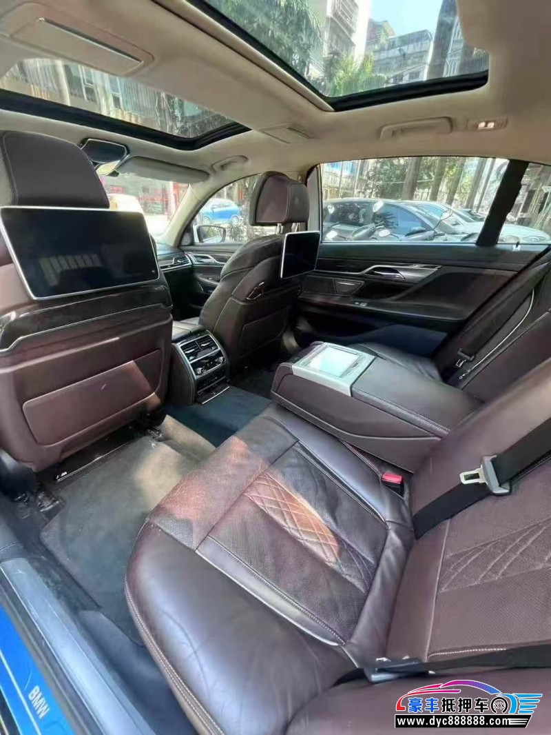 16年宝马7系轿车抵押车出售