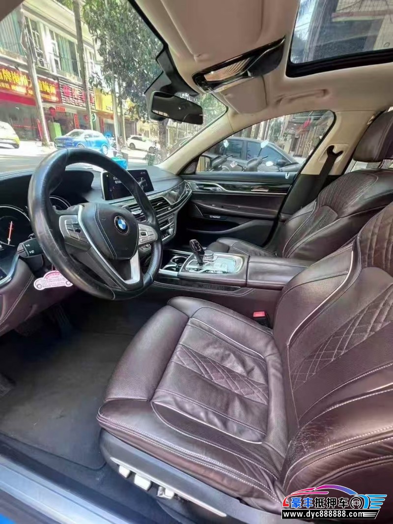 16年宝马7系轿车抵押车出售