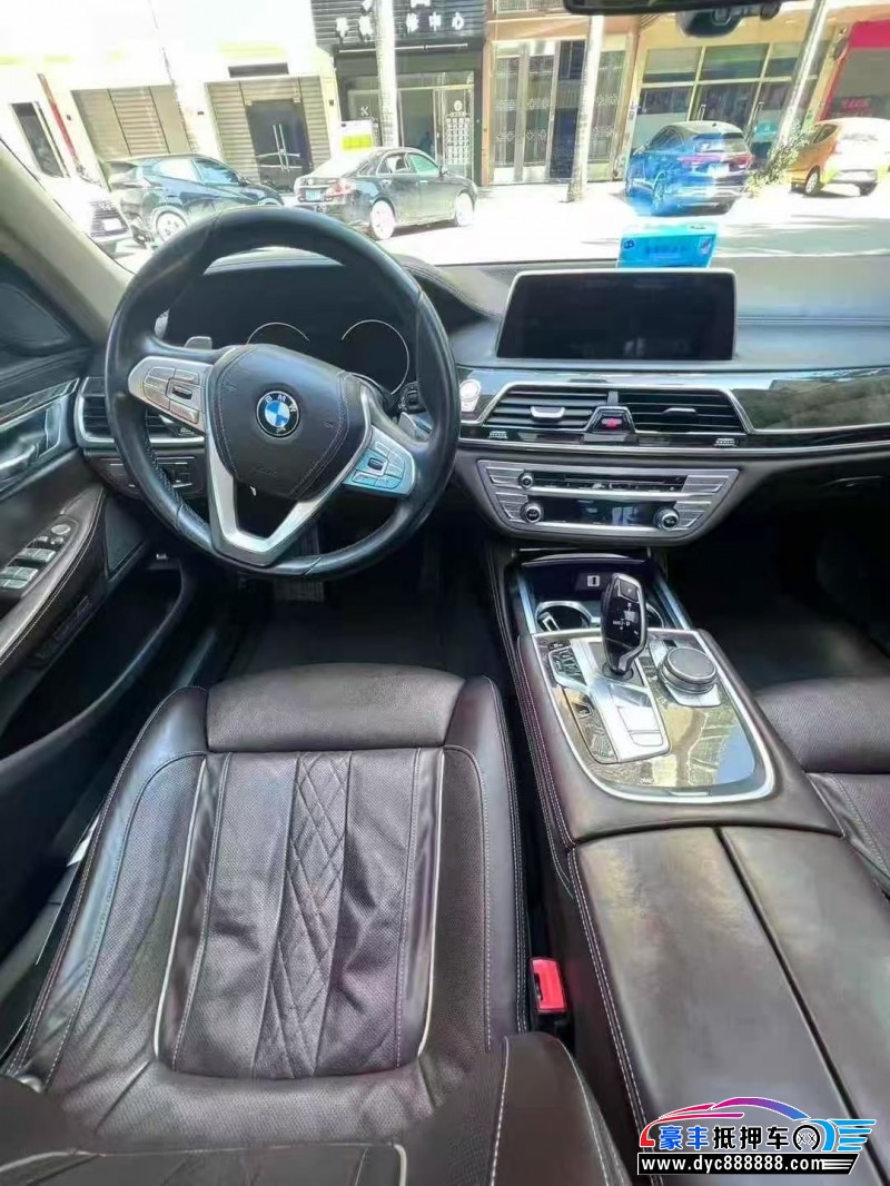 16年宝马7系轿车抵押车出售