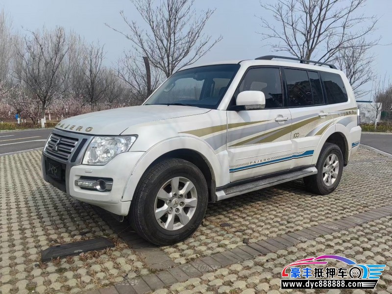 19年三菱帕杰罗SUV抵押车出售