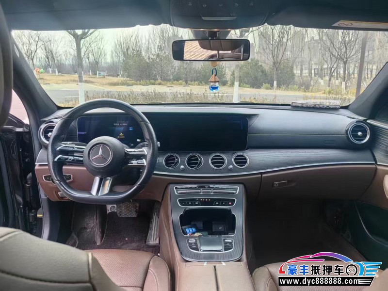 22年奔驰E轿车抵押车出售
