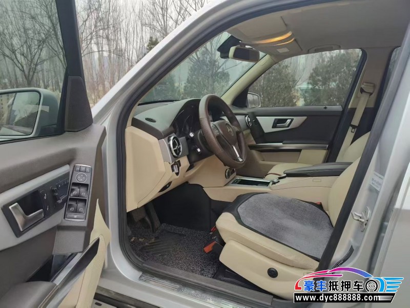 13年奔驰GLKSUV抵押车出售