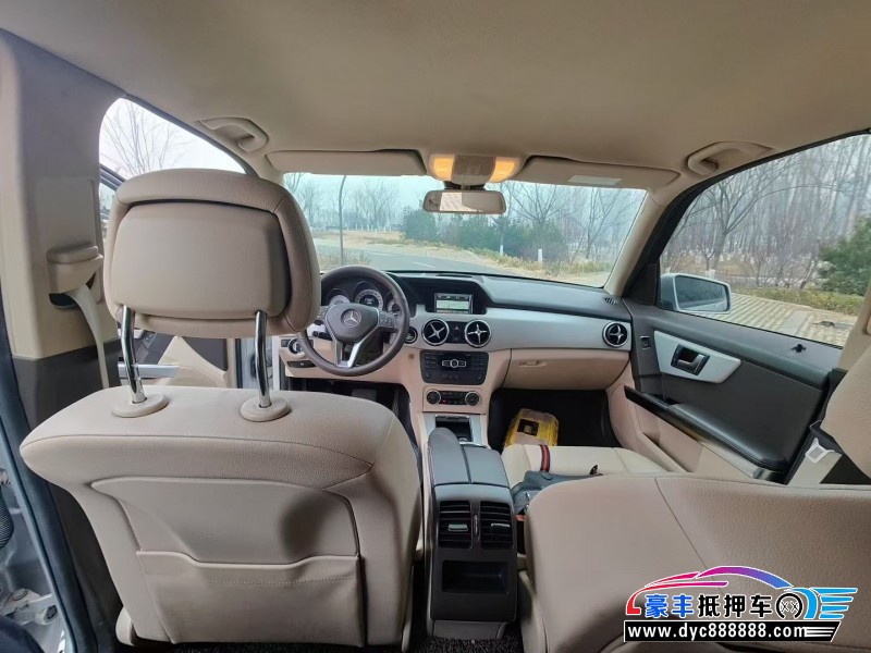 13年奔驰GLKSUV抵押车出售