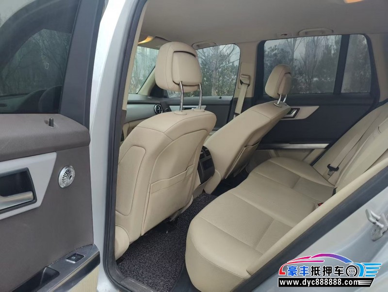 13年奔驰GLKSUV抵押车出售