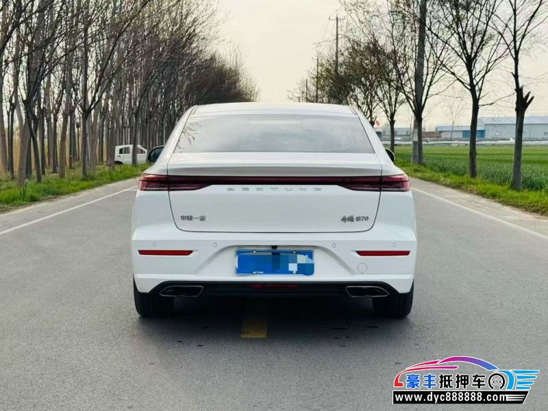 24年奔腾B70轿车抵押车出售