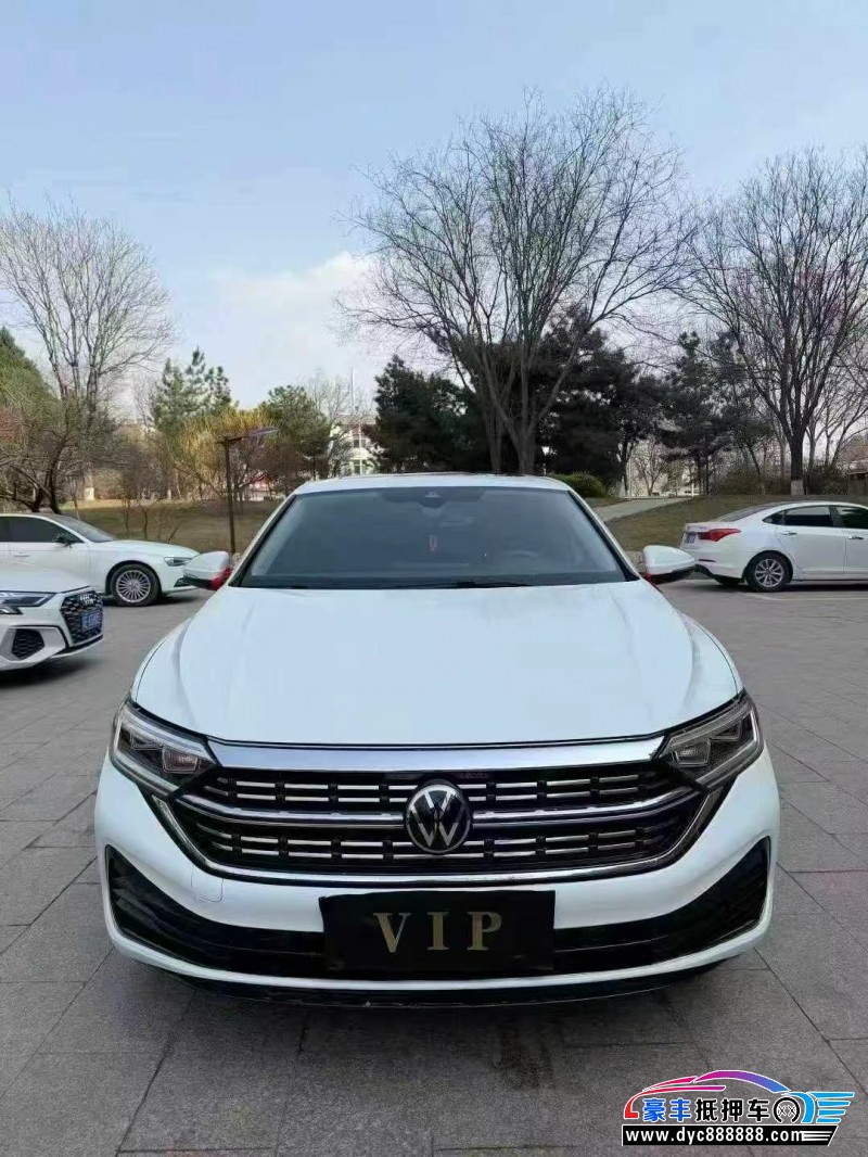 抵押车出售23年大众速腾轿车