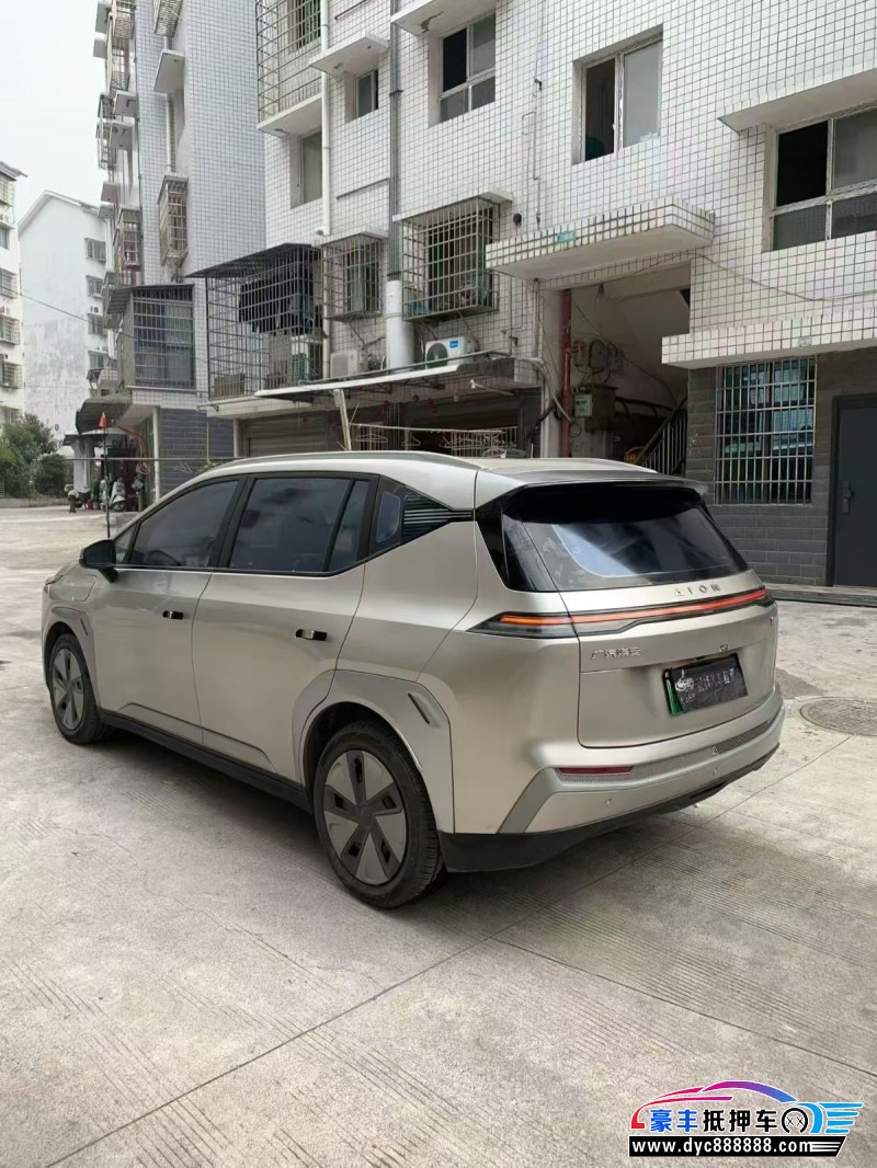 24年埃安Y轿车抵押车出售