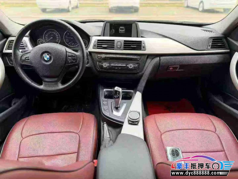 15年宝马3系轿车抵押车出售