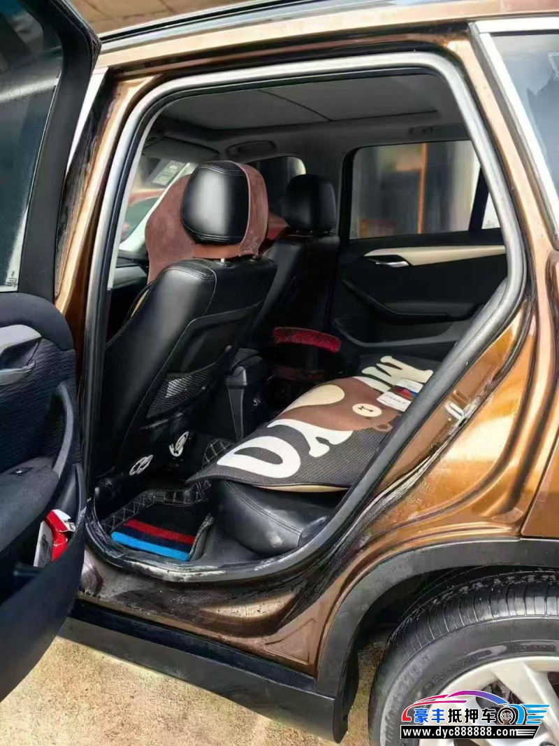 14年宝马X1轿车抵押车出售