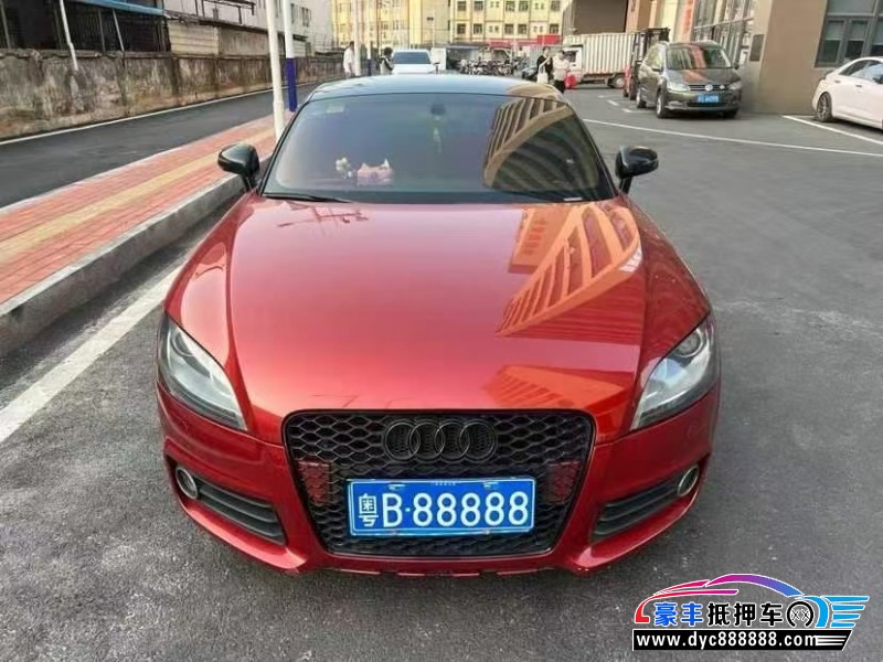 抵押车出售12年奥迪TT轿车