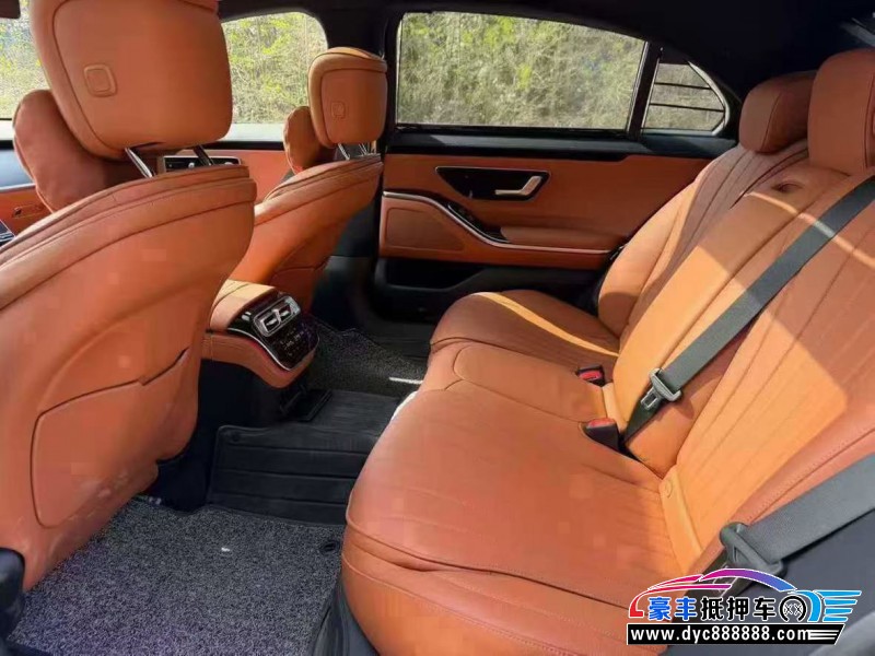 24年奔驰S轿车抵押车出售