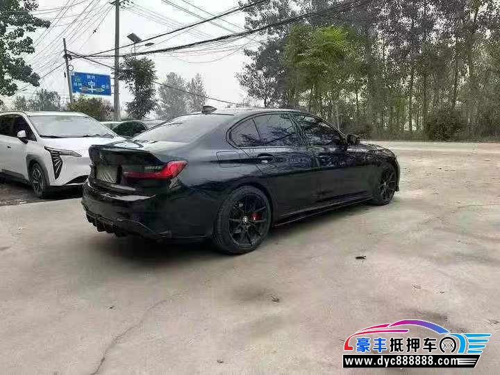 21年宝马3系轿车抵押车出售