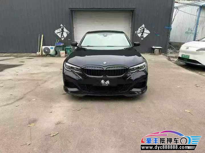 抵押车出售21年宝马3系轿车