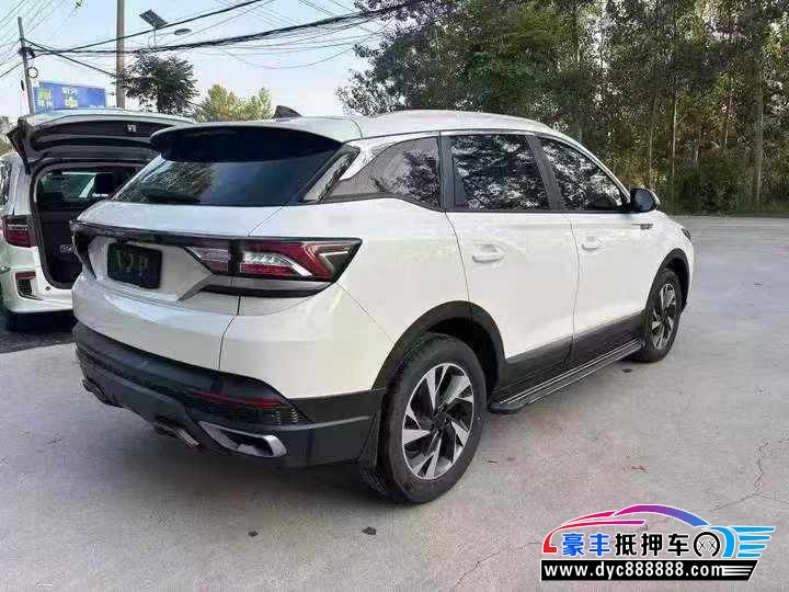 22年东风AX7轿车抵押车出售