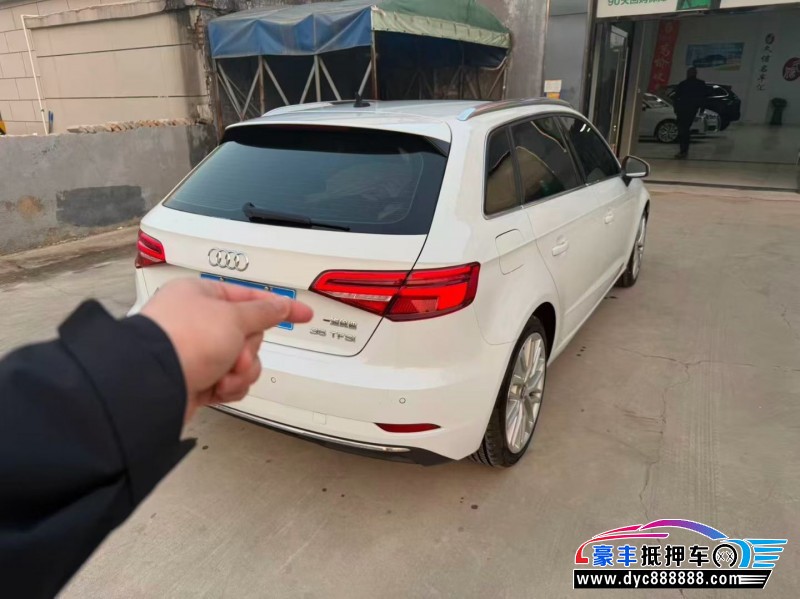 19年奥迪A3轿车抵押车出售