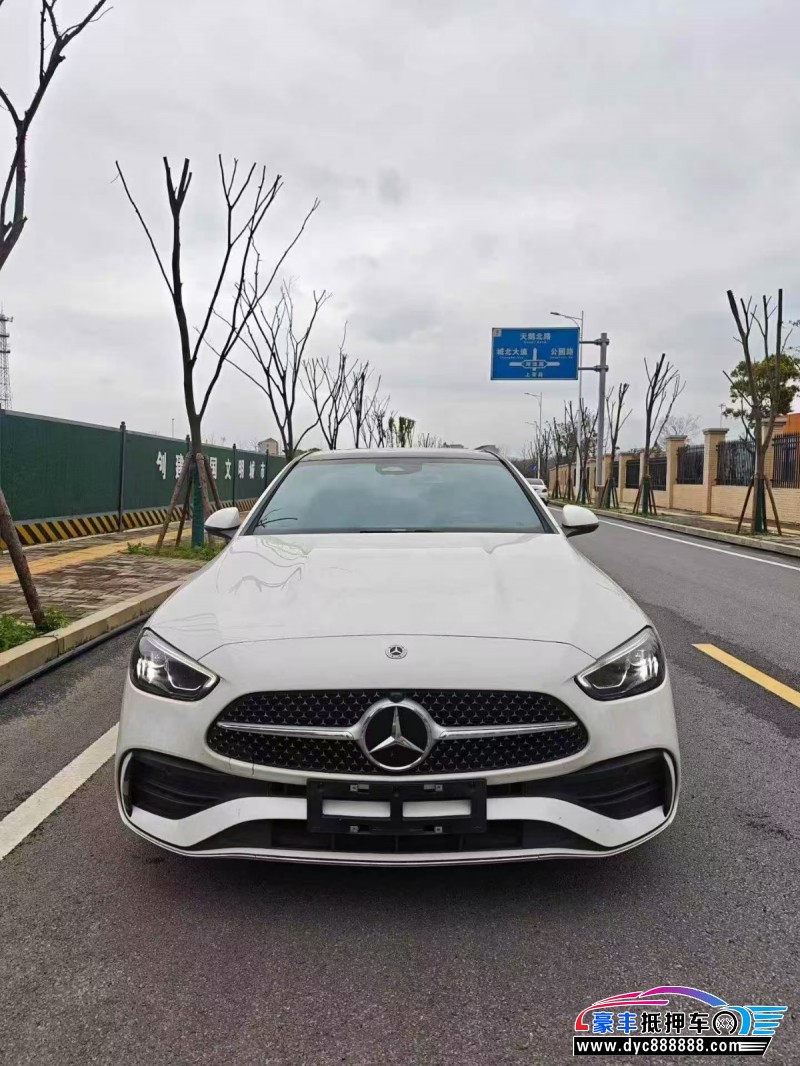 24年奔驰C轿车抵押车出售