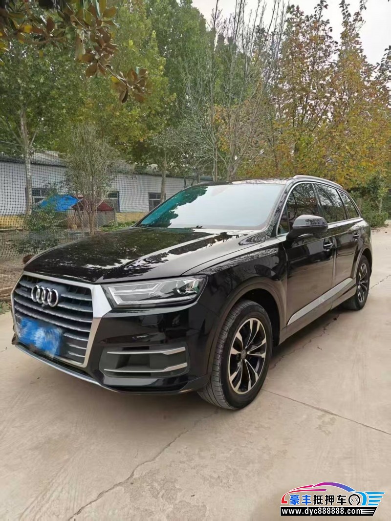 17年奥迪Q7轿车抵押车出售