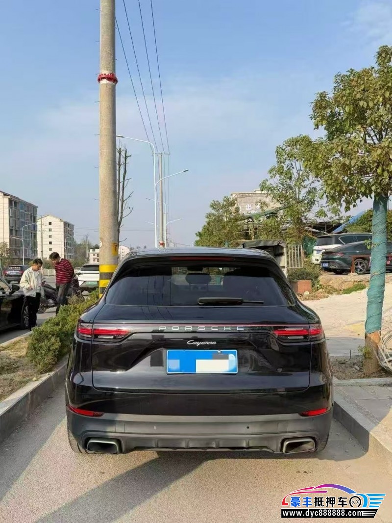 22年保时捷卡宴轿车抵押车出售