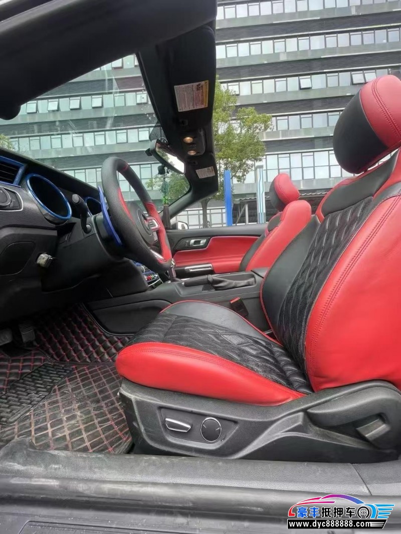 19年福特野马轿车抵押车出售