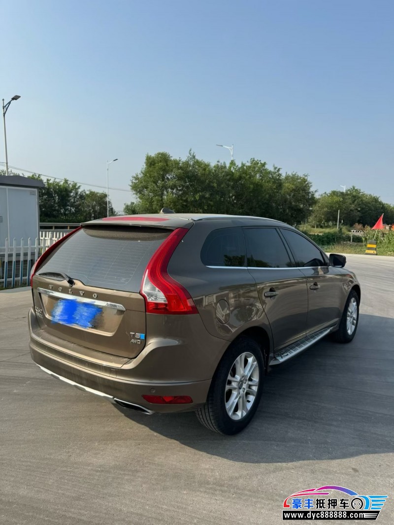 16年沃尔沃XC60轿车抵押车出售