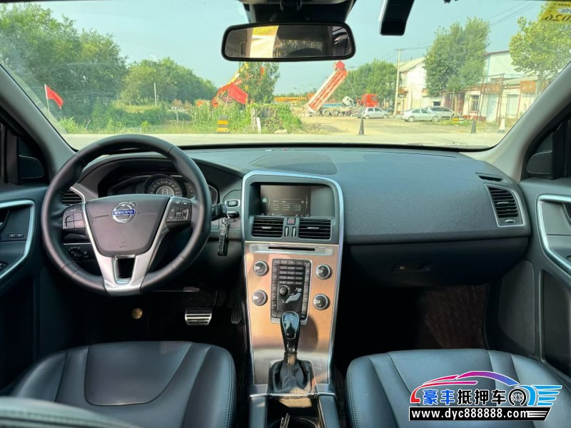 16年沃尔沃XC60轿车抵押车出售