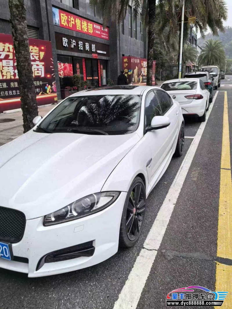 14年捷豹XF轿车抵押车出售