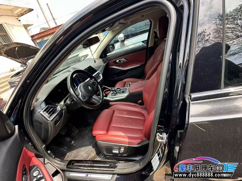 22年宝马3系轿车抵押车出售